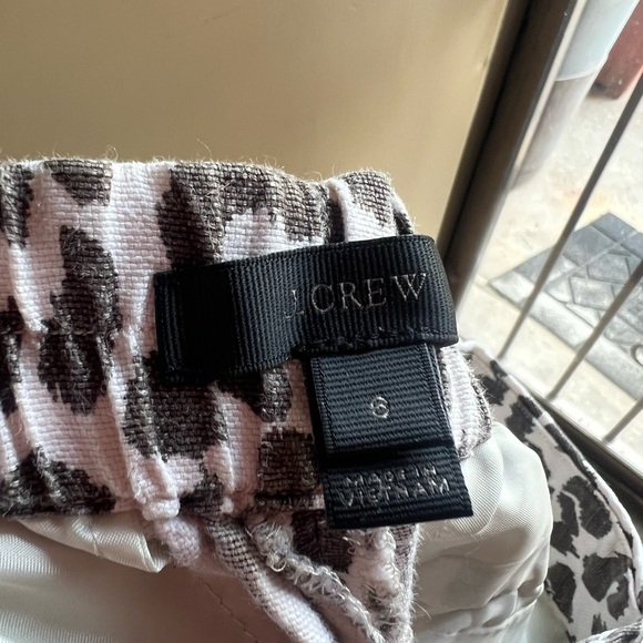 J. Crew Leopard Print Cropped Pants NWOT - Picture 2 of 7